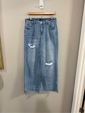 L&M Black Label Light Blue Wide-Leg Distressed Raw Hem Jeans